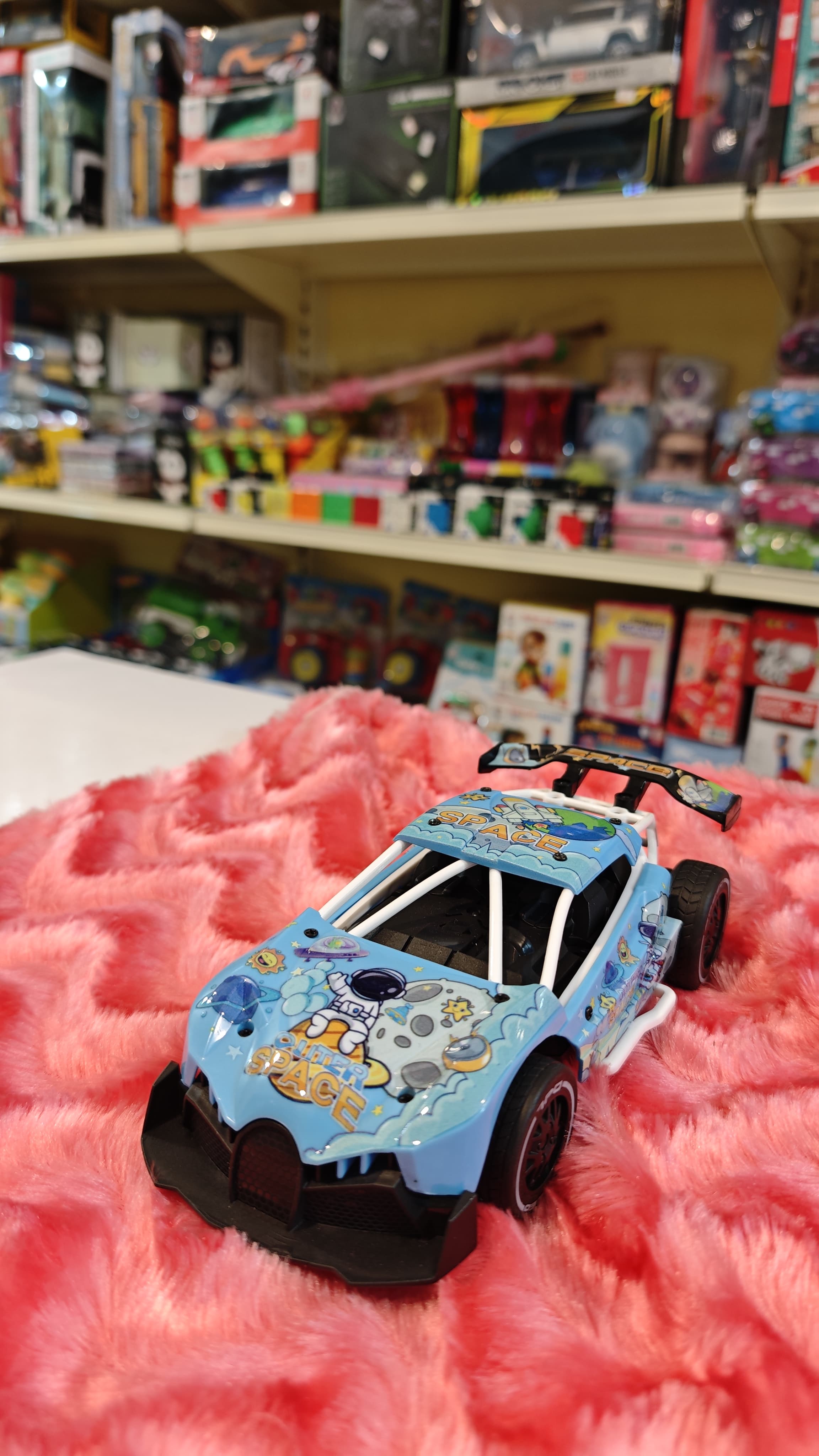 RECHARGEABLE REMOTE CONTROL CAR