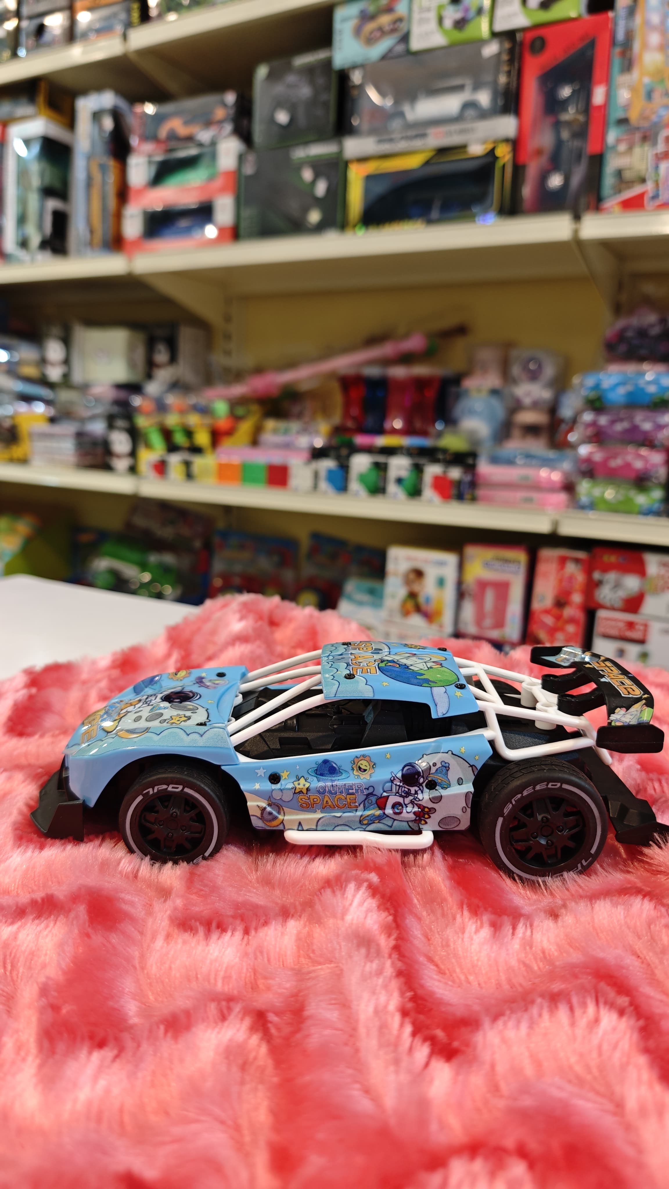 RECHARGEABLE REMOTE CONTROL CAR