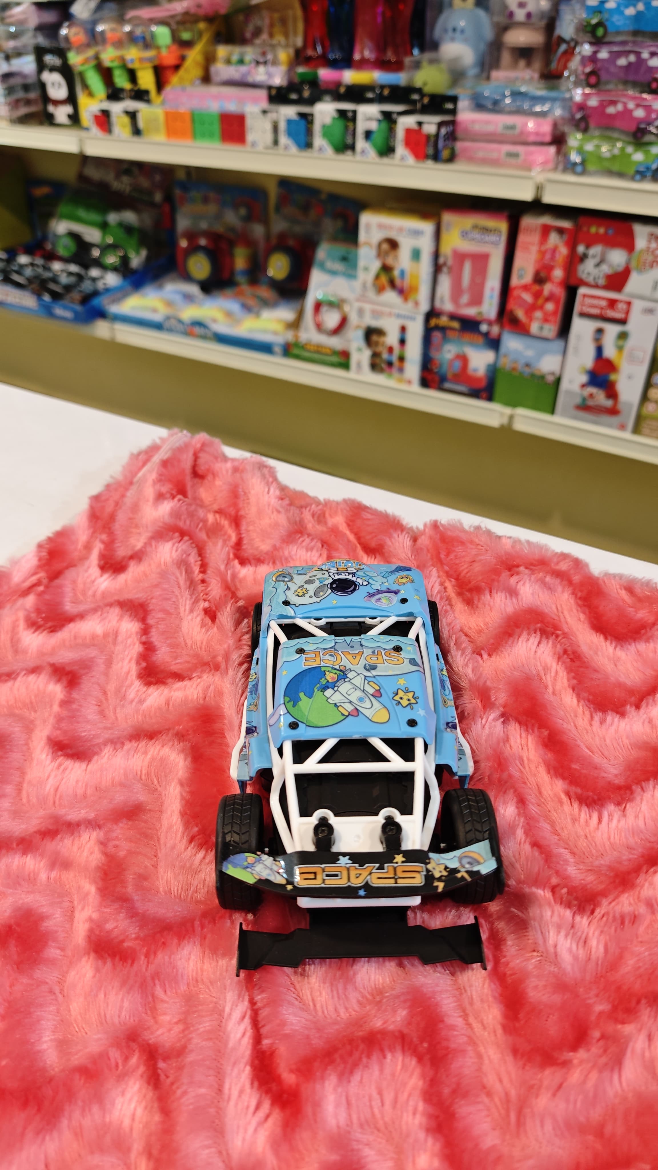 RECHARGEABLE REMOTE CONTROL CAR