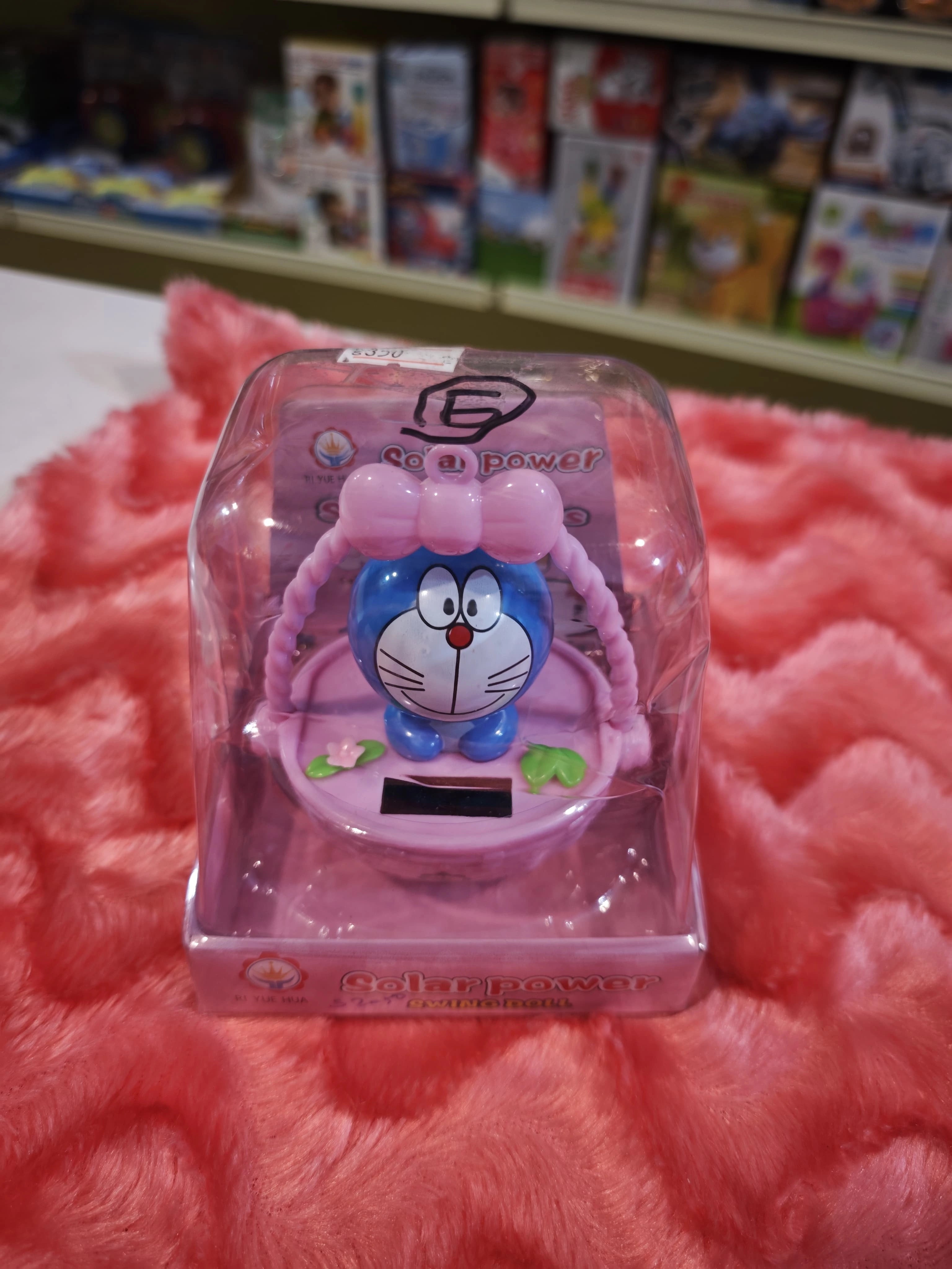 Solar Dancing Doraemon Bobblehead Toy