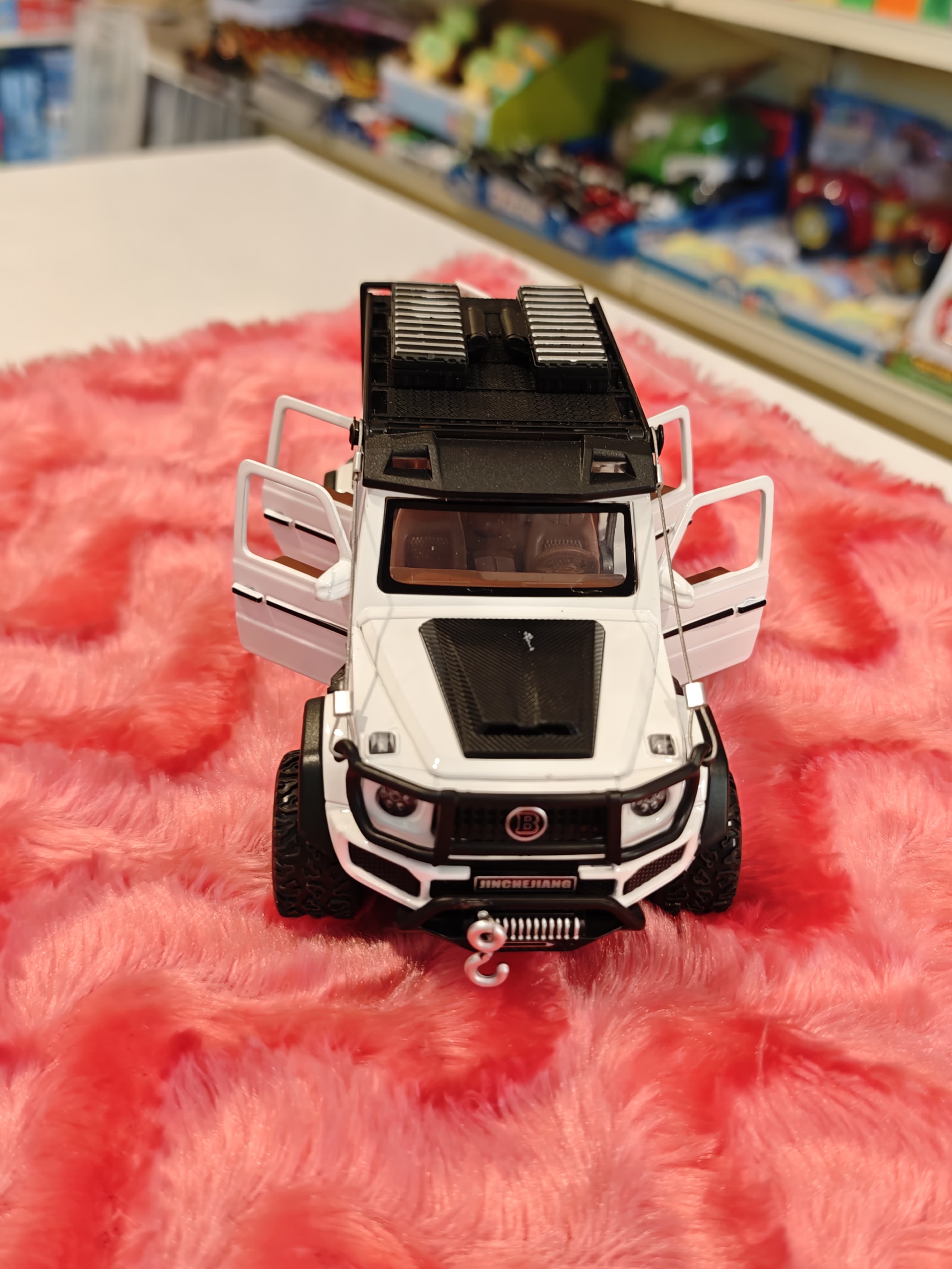 Die - Cast Model Mercedes - Benz