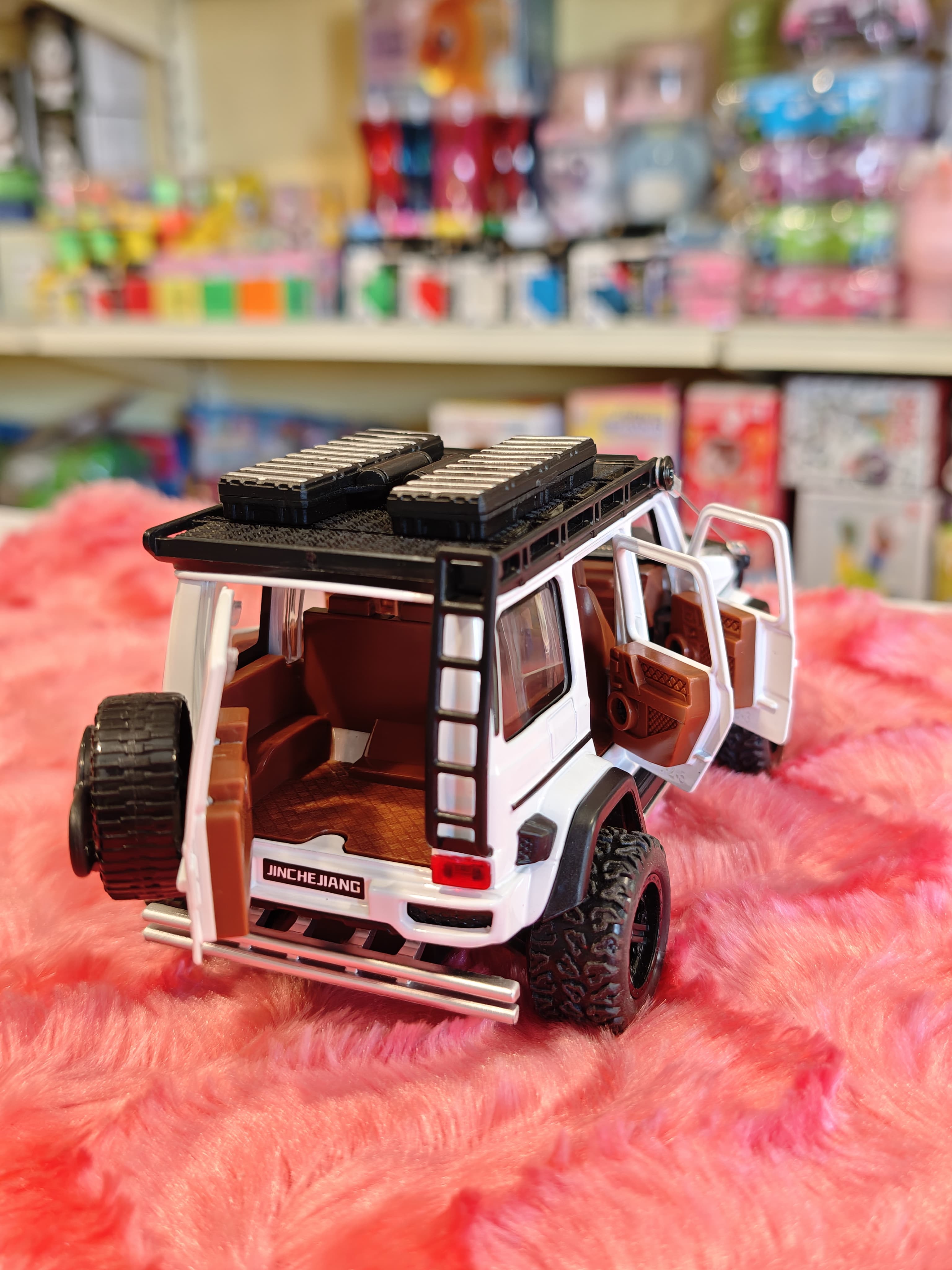 Die - Cast Model Mercedes - Benz