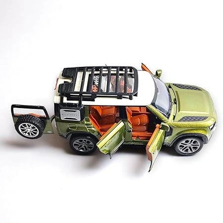 1:22 scale Land Rover Defender remote control car in green with smoke effect, LED lights, opening doors, and USB charging."