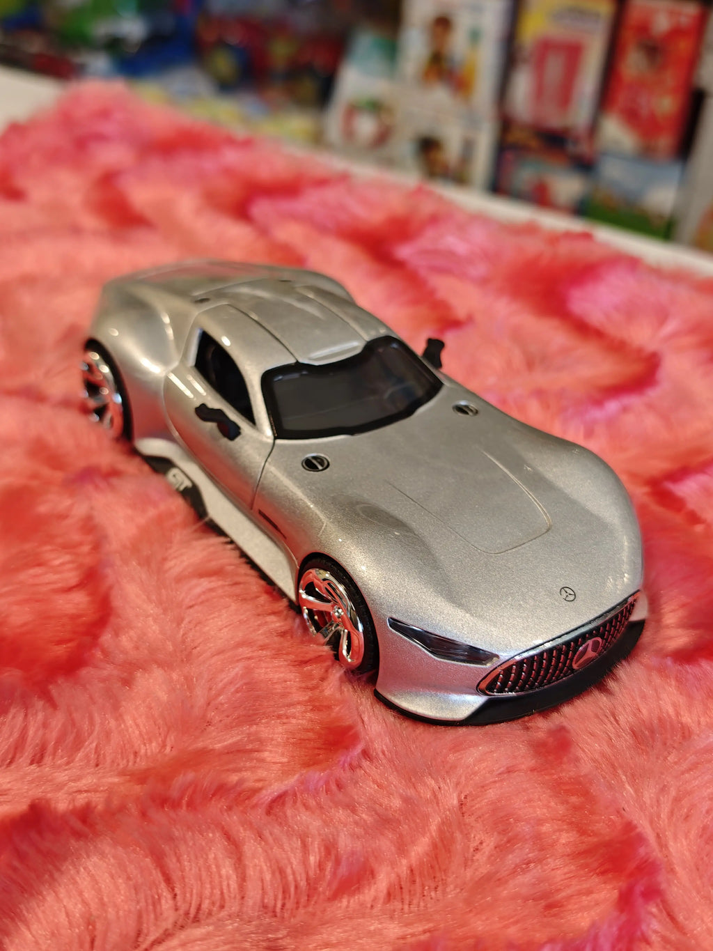 merceedes vision AMG GT Future model car 1:24 white Die- Cast