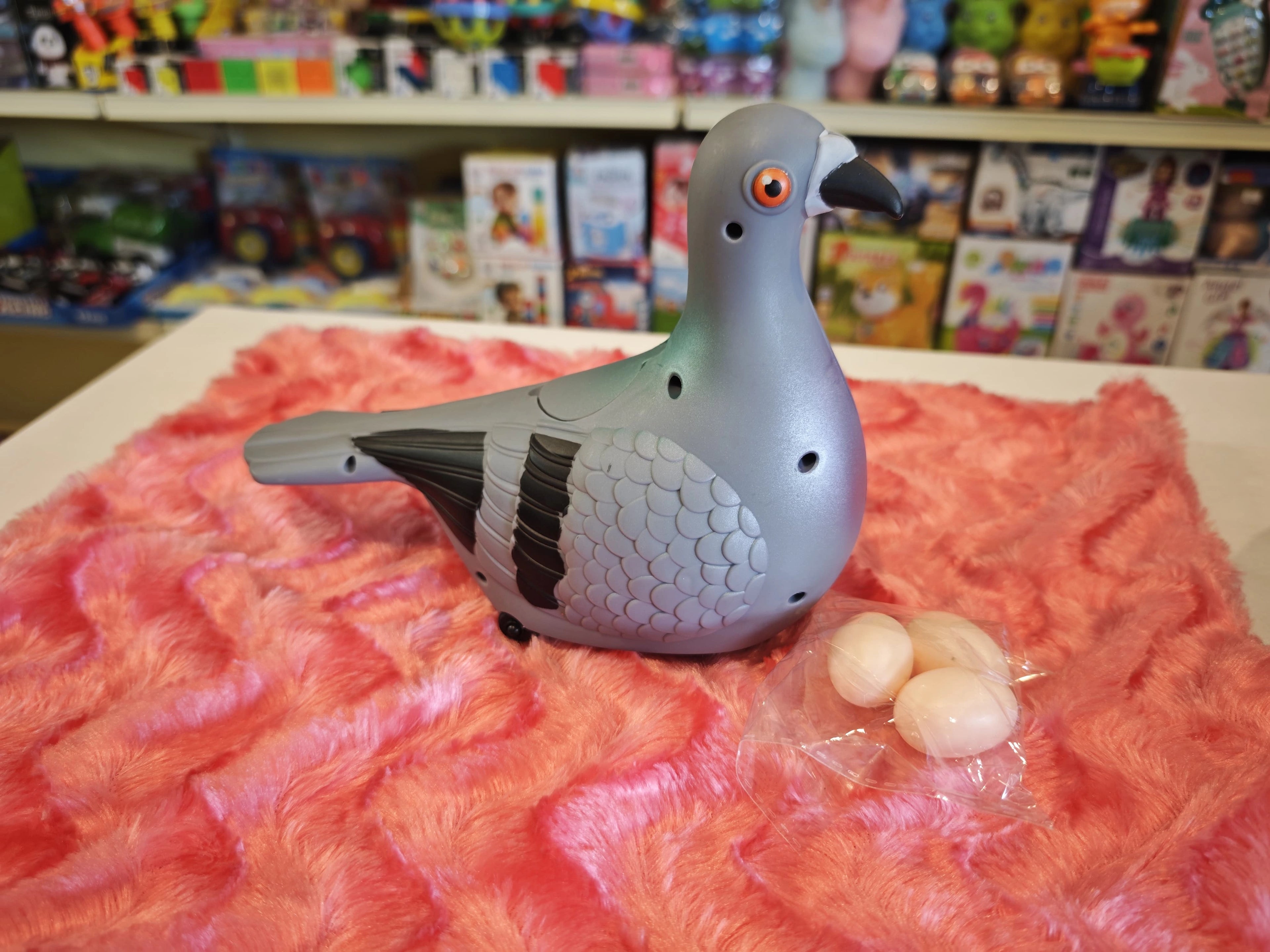 Egg Laying Crawling Pigeon, Dove Toy with Lights and Music Toy for Kids 1 and Above, Pigeon Lays Egg, Electric Music Caster Laying Pigeon Bird Toy