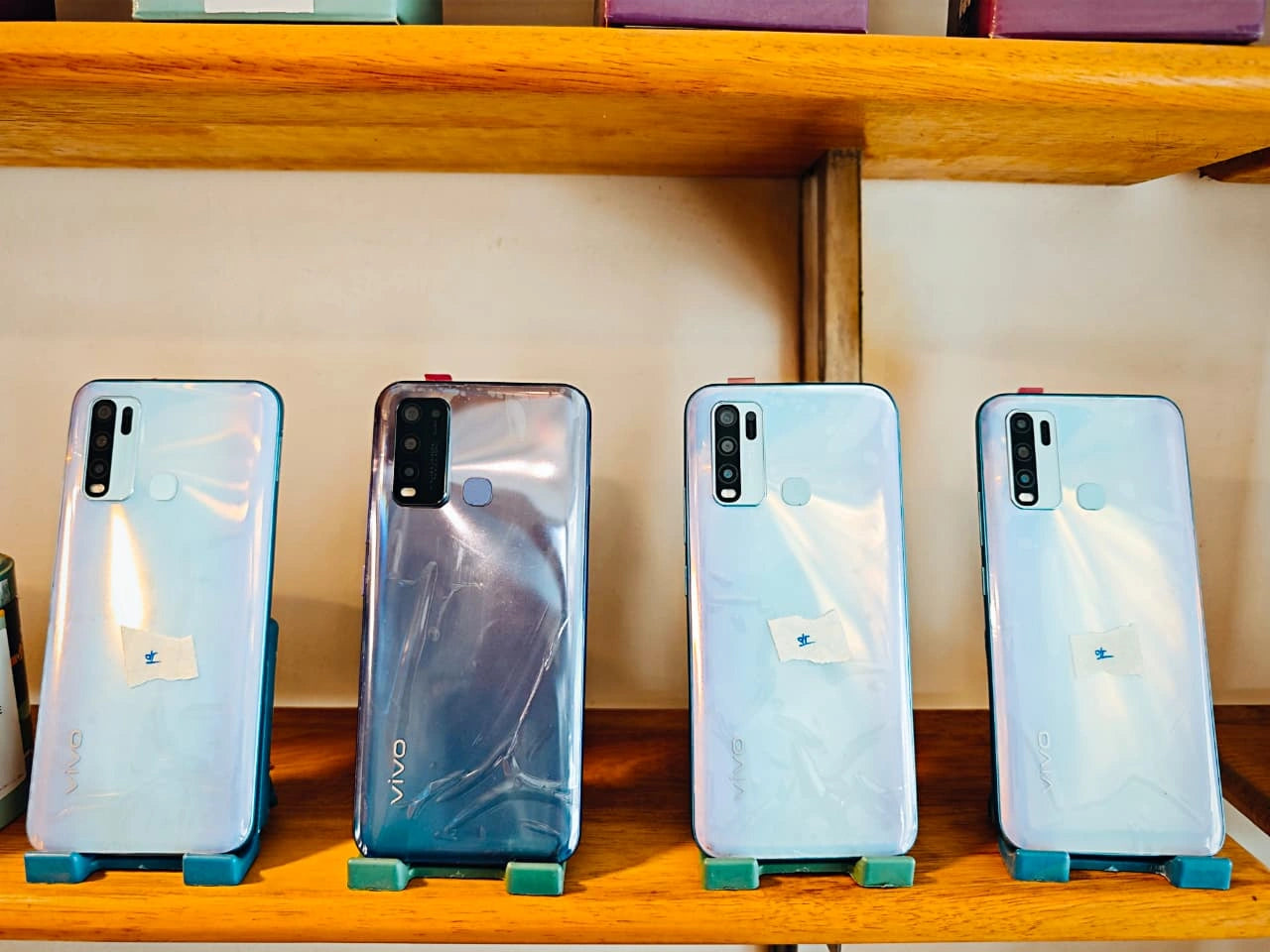 Seconded Mobiles